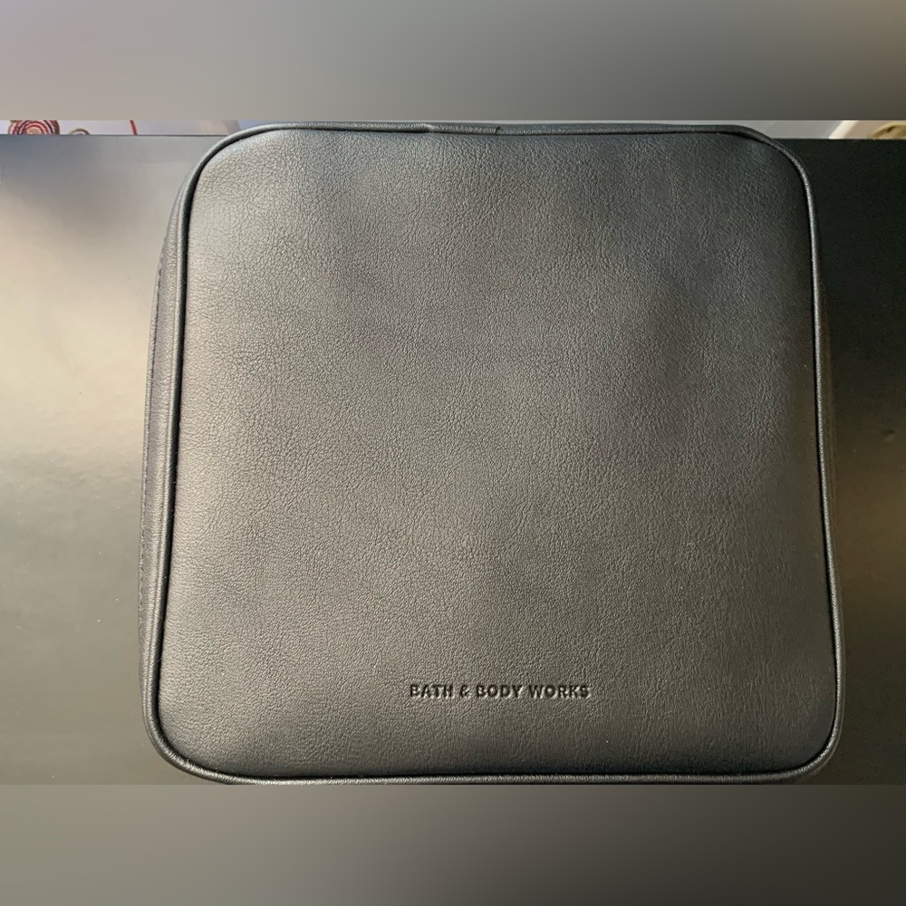 Bath & Body Works Black Men's Travel Toiletry Kit